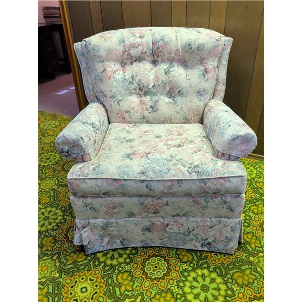 Sklar-Peppler Regal Seating Upholstered Armchair Floral Fabric