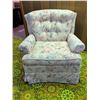 Image 1 : Sklar-Peppler Regal Seating Upholstered Armchair Floral Fabric