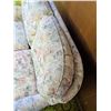 Image 7 : Sklar Peppler Regal Floral Upholstered Loveseat with Scotchgard