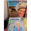Image 2 : 12 Classic Country Vinyl LP Records Including Ernest Tubb, Jim Reeves, Eddy Arnold, Marty Rob