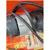 Image 2 : Black & Decker Cut Saw with Tool Case and Hydraulic Floor Jack