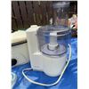 Image 4 : Kitchen Appliance Lot: Rival Roaster Oven, Rival Hot Pot Express, Food Processor, Glass Baking Dish