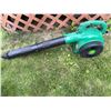 Image 3 : Weed Eater 200 MPH Gas-Powered Leaf Blower