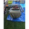 Image 4 : Honda HR214 Self-Propelled Gas Lawn Mower with Bag