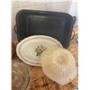 Image 3 : Kitchen Bakeware, Cookware, and Serveware Lot