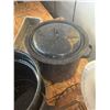 Image 8 : Kitchen Bakeware, Cookware, and Serveware Lot