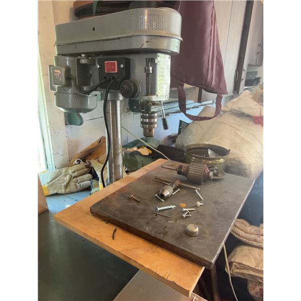 Force Drill Press ZJ4110, 1/2" Chuck, 1994 With Accessories