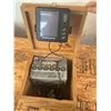 Image 3 : Eagle Supra Pro I.D. Fish Finder with Battery in Wooden Case