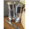 Image 3 : Kitchen Knives, Wood Trays, and Spice Mills