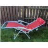 Image 6 : Red Outdoor Folding Recliner Lounge Chair with Pillow
