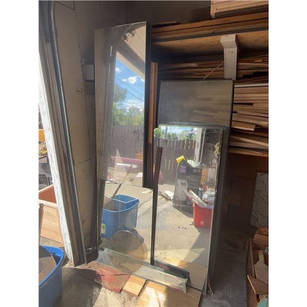 Flat Glass Panels and Mirrors