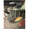 Image 10 : Tecumseh 24-Inch Snow Blower with Chains