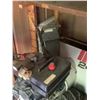 Image 5 : Tecumseh 24-Inch Snow Blower with Chains