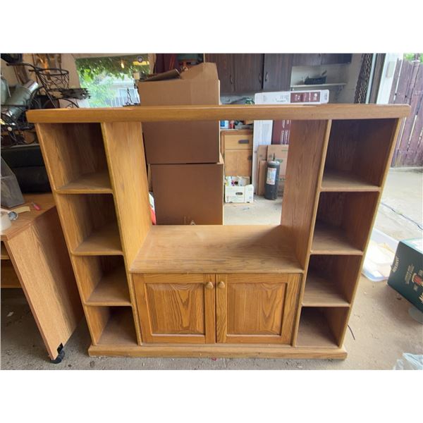 Oak Finish Entertainment Centre With Shelves and Cabinet