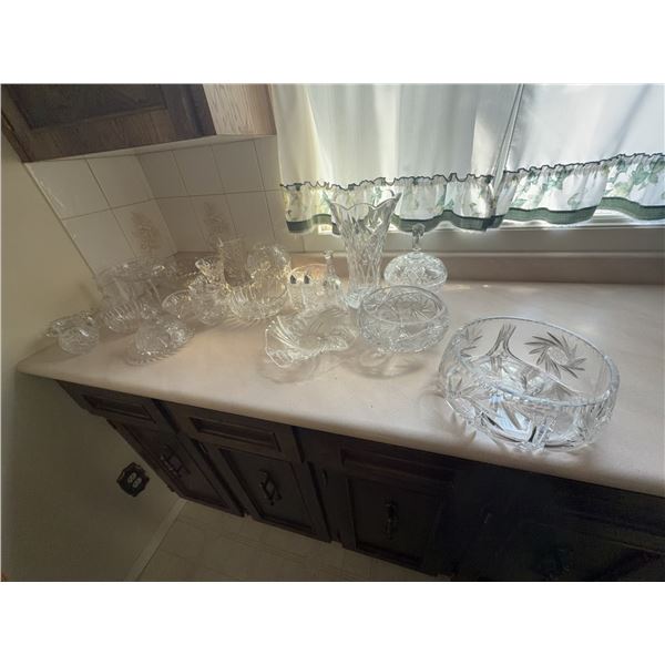 Cut Crystal Tableware and Decorative Pieces