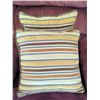 Image 13 : Upholstered Recliner with Lever and Accent Pillows