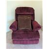 Image 1 : Upholstered Recliner with Lever and Accent Pillows