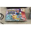 Image 3 : Nintendo 64 Console with 6 Controllers, Cables, and Pokémon Puzzle League Game