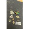 Image 6 : Fashion Jewelry: Pins, Brooches, Necklaces and More