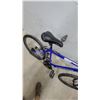 Image 6 : Hyper Boundary Trail 24" Mountain Bike, Blue, Front Suspension, Multi-Speed Drivetrain