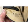 Image 11 : Two Pairs of Men's Leather Cowboy Boots, Brown with Tan Stitching Sz 8.5 and Black with White