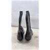 Image 9 : Two Pairs of Men's Leather Cowboy Boots, Brown with Tan Stitching Sz 8.5 and Black with White