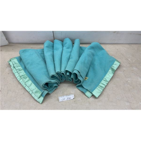 Kenwood Pure Virgin Wool Mothproofed Blanket, Made in Canada