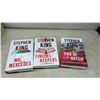 Image 5 : Stephen King Lot: Mr. Mercedes, Finders Keepers, End of Watch, Wizard & Glass, Waste Lands, & More