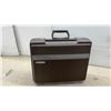 Image 7 : Smith-Corona Coronamatic Coronet Super 12 Electric Portable Typewriter, Case, & Owner's Manual