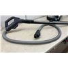 Image 10 : Hoover Elite II Cyclonic SH40130 120V 12A Vacuum Cleaner, Power Head, & Hose