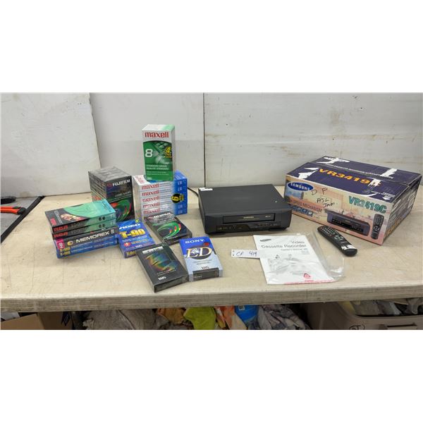Samsung VR3419C VCR, Remote, Manual, & 20+ VHS Tapes (Fujifilm, Maxell)