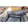 Image 5 : Black Leather Overstuffed Sofa 90" and Matching Loveseat 68" Set with Rounded Arms