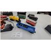Image 4 : Lionel O Gauge Model Train Lot with 8704 Diesel Switcher, Steam Engine, Freight Cars and More One