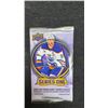 Image 2 : 5 Sealed 2025-26 Upper Deck Series 1 Hockey Packs