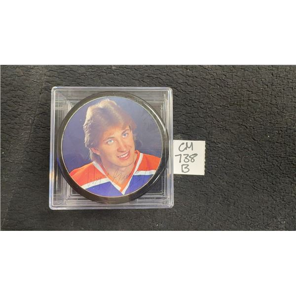 Vintage Wayne Gretzky Puck