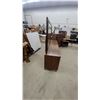 Image 6 : Mid-Century Modern Peppler Furniture Bedroom Set with Dresser, 30" x 80" x 19" Mirror 34" x 76"