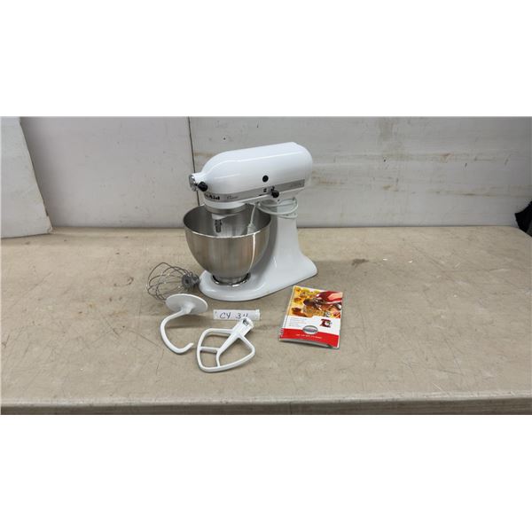 KitchenAid Classic Stand Mixer 275 Watts, Bowl, Whisk, Dough Hook, Flat Beater, & Manual