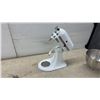 Image 3 : KitchenAid Classic Stand Mixer 275 Watts, Bowl, Whisk, Dough Hook, Flat Beater, & Manual