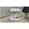 Image 8 : KitchenAid Classic Stand Mixer 275 Watts, Bowl, Whisk, Dough Hook, Flat Beater, & Manual