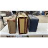 Image 10 : Three Vintage Suitcases