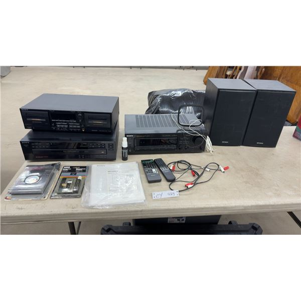 Sony Stereo Cassette Deck TC-WR565, CD Player, Audio/Video Control Center, 2 Speakers