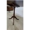 Image 3 : Oval Wooden Pedestal Stand with 4-Legged Base 30" x 36" x 28"