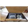 Image 2 : Vintage Philips 22RH914 Hi-Fi Stereo Console with AM/FM Receiver and Turntable, Circa 1970-1973