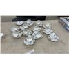 Image 5 : Royal Albert "Petit Point" Bone China, 53 Pieces
