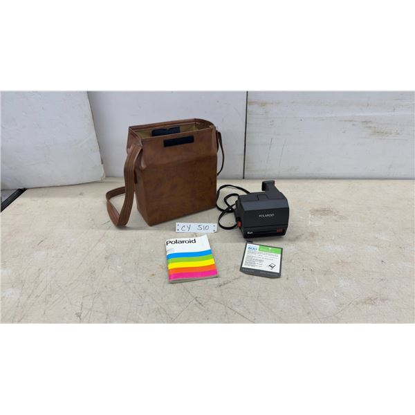 Polaroid Sun 650 Land Camera, Case & Manual
