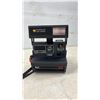 Image 3 : Polaroid Sun 650 Land Camera, Case & Manual