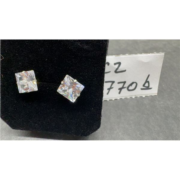 New 2.5ct Princess Cut Simulated Diamond CZ Stud Earrings in 925 Sterling Silver