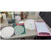 Image 4 : Home Décor: Wire "Welcome" Sign, Vases, Baskets, Doilies, Faux Florals and More