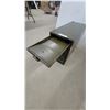 Image 3 : Kardex Vintage Olive Green Metal Multi-Drawer Card File Cabinet 16" x 24" x 10.6"