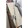Image 5 : Shimano Spinx Spinning Reel on Spinning Rod with Cork Handle and Gray Soft Carrying Case